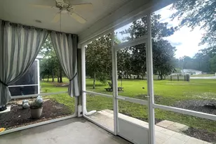 18 N Sand Palm Rd, Freeport, FL 32439 - Photo 1