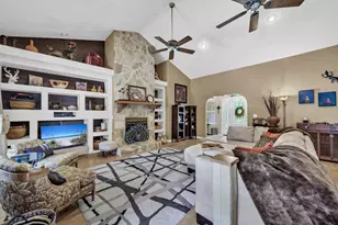 3467 Buckhorn Dr, Crestview, FL 32539 - Photo 9