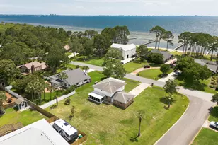 323 Olde Post Rd, Niceville, FL 32578 - Photo 41