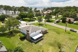 323 Olde Post Rd, Niceville, FL 32578 - Photo 39