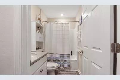 699 Riverwalk Circle, Freeport, FL 32439 - Photo 17