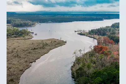 699 Riverwalk Circle, Freeport, FL 32439 - Photo 41