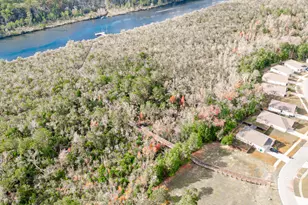 699 Riverwalk Cir, Freeport, FL 32439 - Photo 39