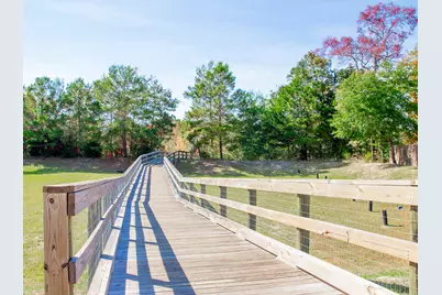 699 Riverwalk Circle, Freeport, FL 32439 - Photo 29