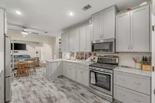 229 Hillside Dr, Niceville, FL 32578 - Photo 27