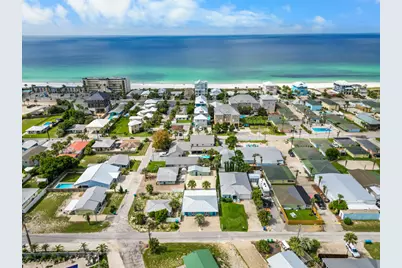 21927 Bataan Avenue, Panama City Beach, FL 32413 - Photo 5