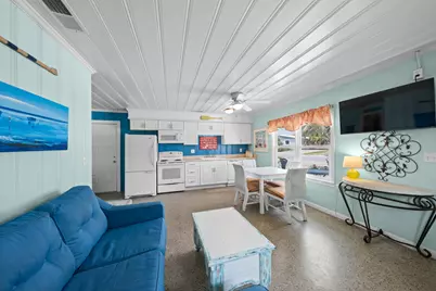 21927 Bataan Avenue, Panama City Beach, FL 32413 - Photo 15