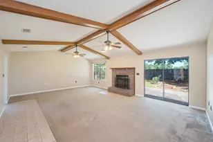 106 Campbell Ave, Crestview, FL 32536 - Photo 3