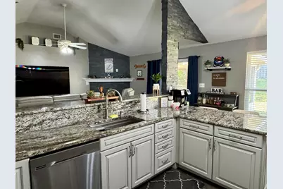 704 Denise Drive, Crestview, FL 32536 - Photo 15