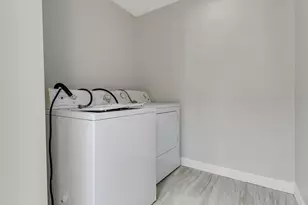 113 SW Cedar Ave SW, Fort Walton Beach, FL 32548 - Photo 9