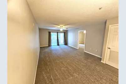 4276 Calinda Lane #APT 125, Niceville, FL 32578 - Photo 9