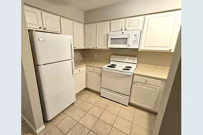 4276 Calinda Lane #APT 125, Niceville, FL 32578 - Photo 11