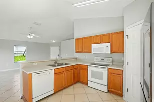 131 Nivana Dr, Crestview, FL 32536 - Photo 11