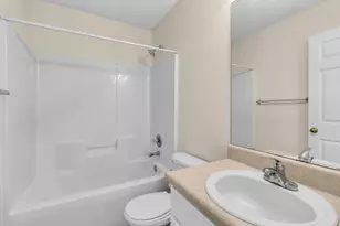 1013 Freeport Ct, Mary Esther, FL 32569 - Photo 25