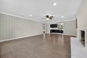 758 9th Ave, Crestview, FL 32536 - Photo 13