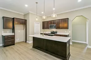 4567 Pfitzer Cir, Crestview, FL 32536 - Photo 11