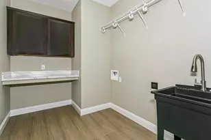 4567 Pfitzer Cir, Crestview, FL 32536 - Photo 29