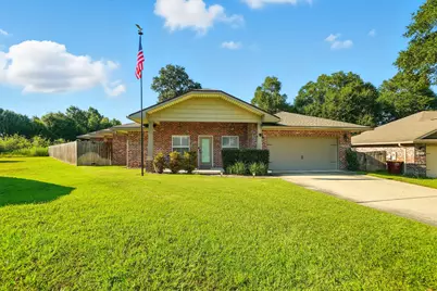 212 Eleases Crossing, Crestview, FL 32539 - Photo 1