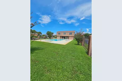 1796 W Smugglers Cove Drive W, Gulf Breeze, FL 32563 - Photo 33