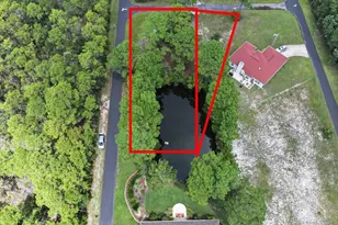 1796 W Smugglers Cove Dr W, Gulf Breeze, FL 32563 - Photo 1