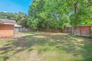 710 E Hollywood Blvd E, Mary Esther, FL 32569 - Photo 31