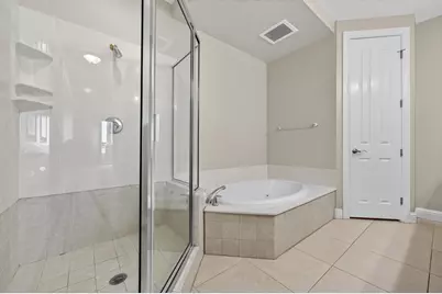 240 SE Brooks Street SE #B202, Fort Walton Beach, FL 32548 - Photo 5