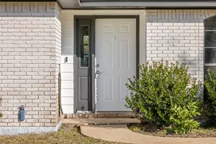 2240 Prytania Cir, Navarre, FL 32566 - Photo 5