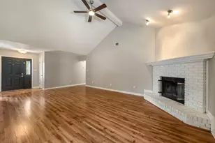 2240 Prytania Cir, Navarre, FL 32566 - Photo 11