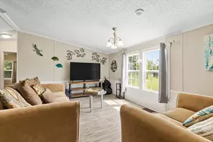 5078 Santa Gertrudas Dr, Milton, FL 32583 - Photo 9