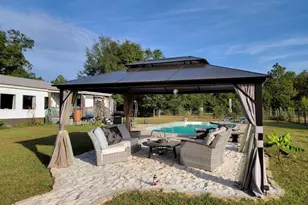 5078 Santa Gertrudas Dr, Milton, FL 32583 - Photo 1