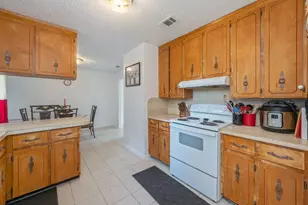 102 Alice Dr, Defuniak Springs, FL 32435 - Photo 13