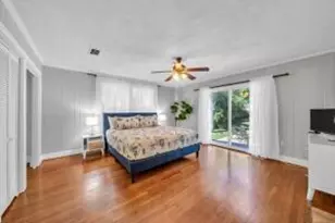 270 NE Beachview Dr NE, Fort Walton Beach, FL 32547 - Photo 9