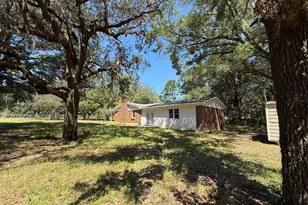 5703 Old River Rd, Baker, FL 32531 - Photo 25