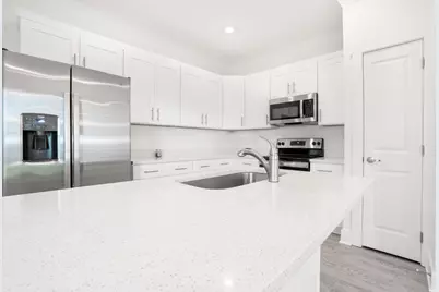 139 Date Palm Lane, Freeport, FL 32439 - Photo 9