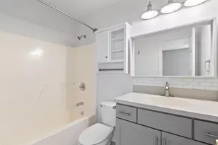 525 Taylor Cir, Fort Walton Beach, FL 32547 - Photo 11