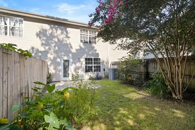 525 Taylor Circle, Fort Walton Beach, FL 32547 - Photo 17