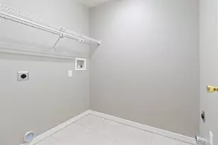 525 Taylor Cir, Fort Walton Beach, FL 32547 - Photo 7