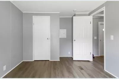 143 Honeysuckle Street, Defuniak Springs, FL 32433 - Photo 35