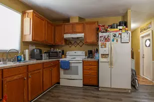 143 Honeysuckle St, Defuniak Springs, FL 32433 - Photo 9