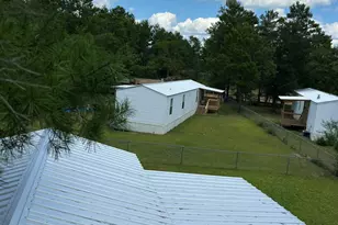 143 Honeysuckle St, Defuniak Springs, FL 32433 - Photo 5