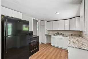 625 E 3rd Street E, Panama City, FL 32401 - Photo 3