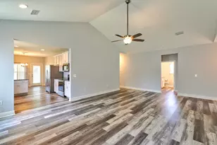 6160 Hayes Dr, Crestview, FL 32539 - Photo 17