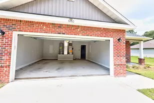 6160 Hayes Dr, Crestview, FL 32539 - Photo 11