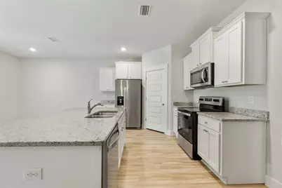 5845 Danbury Boulevard, Pace, FL 32571 - Photo 3