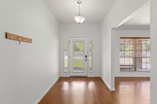 2458 Abaco Dr, Navarre, FL 32566 - Photo 3