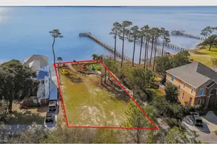 7376 Mulberry Ln, Navarre, FL 32566 - Photo 1