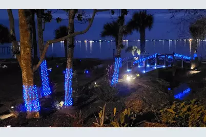 7376 Mulberry Lane, Navarre, FL 32566 - Photo 13