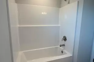 184 Ridgeway Cir, Crestview, FL 32536 - Photo 7