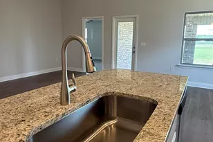 184 Ridgeway Cir, Crestview, FL 32536 - Photo 13