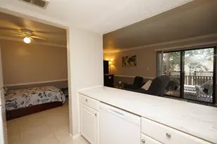 308 SW Miracle Strip Parkway SW, Fort Walton Beach, FL 32548 - Photo 13